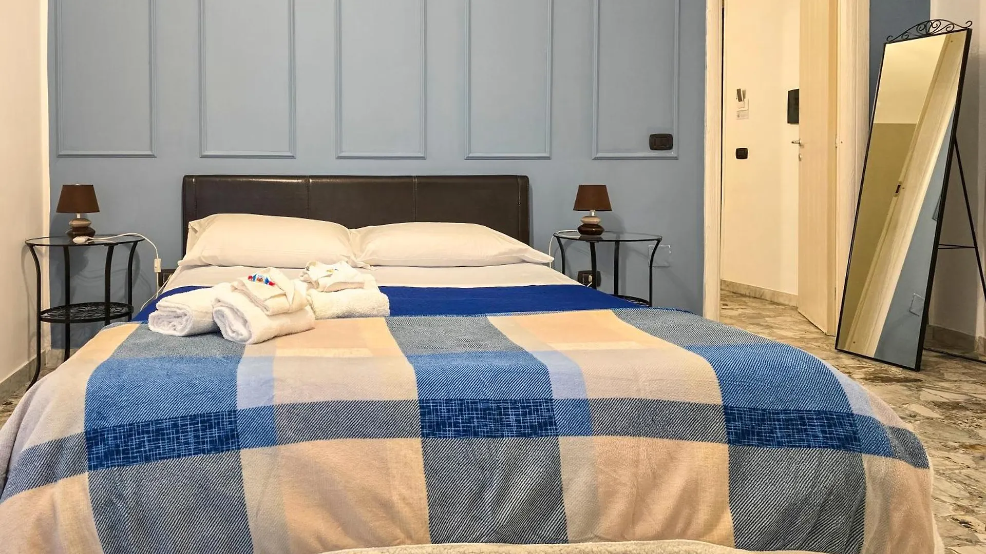 Apartment Rooms - Mario'S Central Home Naples
