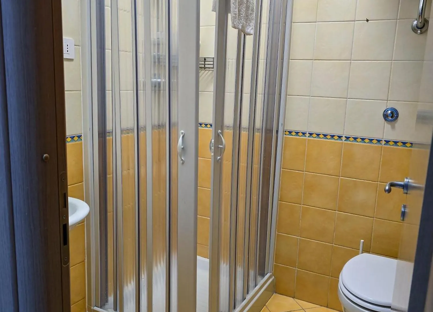 Rooms - Mario'S Central Home Naples Italy
